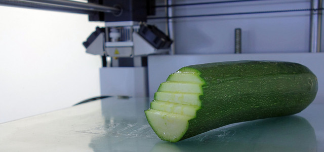 Bio-Gemüse aus dem 3D-Drucker, hier eine Bio-Zucchini bei 87 Prozent (3D-Modell: BioVeg).