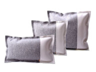 kissen-kissenbezuege-4betterdays-211005-800x600-1 Nachhaltige Kissen können so gemütlich sein - zum Beispiel aus Wollfilz.