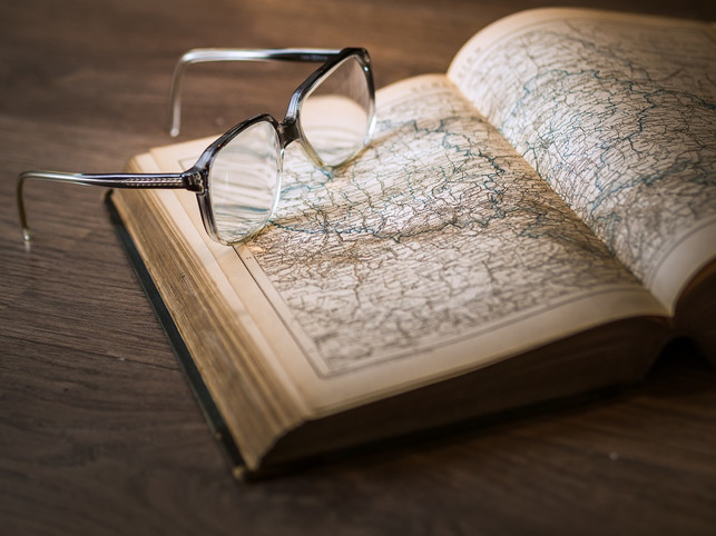 bevor-die-tour-los-geht-muss-die-route-geplant-we-cc0-pixabay-dariuszsankowski-180614_download Beim Wandern mit Kindern ist die Routenplanung besonders wichtig.
