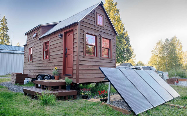 150728-tiny-tack-house2_ku_christopher-tack_1280x600 150728-tiny-tack-house2_ku_christopher-tack_1280x600