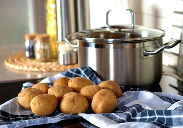 Kartoffelbrei selber machen: Blitzrezept mit veganer Variante - Utopia.de