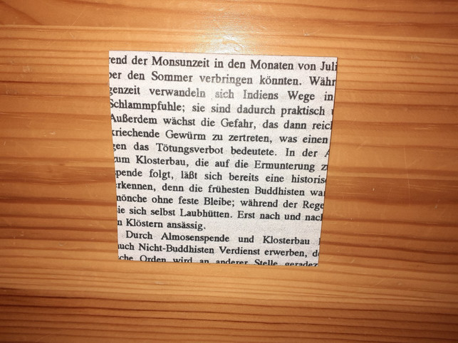 nun-solltest-du-das-papier-mittig-zusammenfalten-utopiadechantal-gilbrich-191115_download Nun solltest du das Papier mittig zusammenfalten.