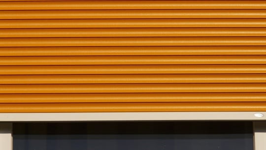 rollladenkasten-daemmen-so-kannst-du-auch-hier-ene-cc0-pixabay-hans-221123 Rollladenkasten dämmen: So kannst du auch hier Energie sparen