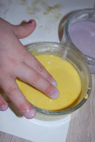 Selbstgemachte Fingerfarben Selbstgemachte Fingerfarben
