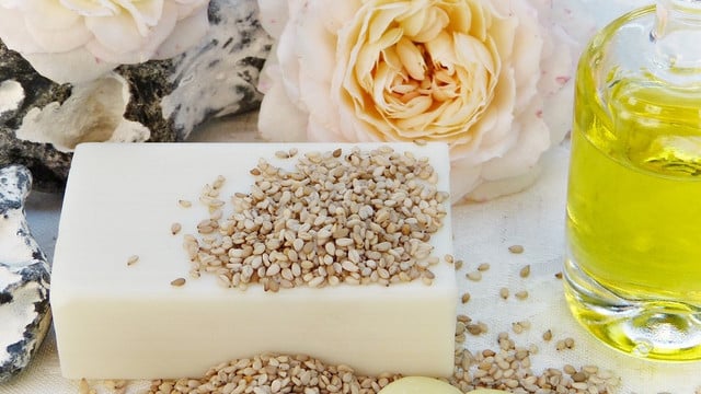 wirkung-und-anwendung-des-sesamoels-cc0-pixabay-silviarita-180830 Wirkung und Anwendung des Sesamöls