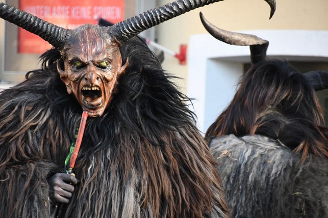 bei-den-krampuslaeufen-in-oesterreich-geht-es-grusel-cc0-pixabay-jody_marx-241219_download Bei den Krampusläufen in Österreich geht es gruselig zu.