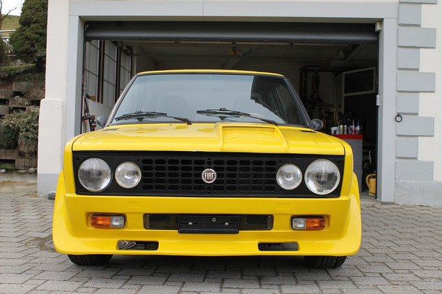 die-garage-stellt-eine-parkmoeglichkeit-fuer-dein-au-cc0-pixabay-janinchen_kaninchen-230311_download Die Garage stellt eine Parkmöglichkeit für dein Auto dar.