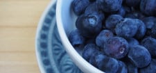 blaubeeren-heidelbeeren-waschen-cc0--pixabay--gina_janosch-250729 blaubeeren heidelbeeren waschen