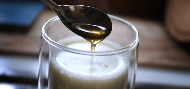 Milk for a cold: does it help or harm – with or without honey?