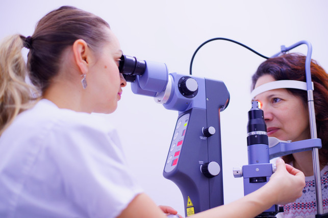 The "eyes" note aid tells you whether you should see a doctor irritated to me.