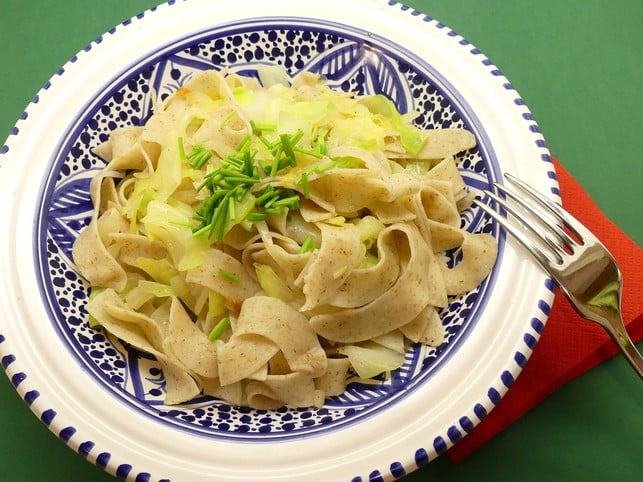 pasta-mit-kohlgemuese-cc0-pixabay-safran7-200129_download Pasta mit Kohlgemüse.