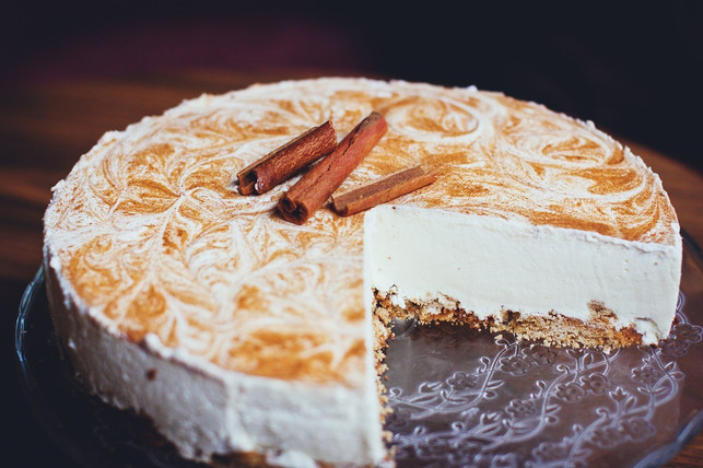 probiere-einen-kaesekuchen-ohne-backen-aus-und-serv-cc0-pixabay-pexels-230711_download Probiere einen Käsekuchen ohne backen aus und serviere die Kühlschrantorte zu festlichen Anlässen.