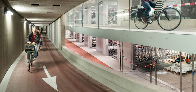 fahrrad-garage-utrecht-z-cu2030.nl-170822-1280x600 Fahrrad-Parkhaus in Utrecht