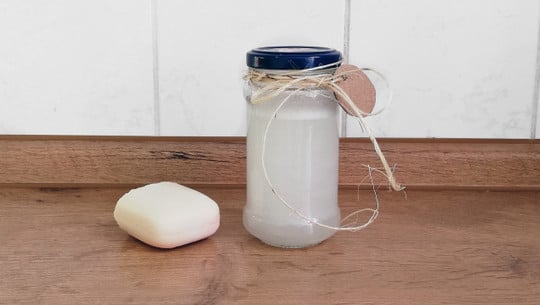 fluessigseife-selber-machen-julia-kloss-utopia-181102 Flüssigseife selber machen