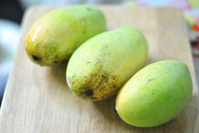 damit-du-die-gesunde-frucht-ohne-schlechtes-gewiss-cc0-pixabay-dow-190520_download Damit du die gesunde Frucht ohne schlechtes Gewissen genießen kannst, solltest du auf den Transportweg der Mango achten.