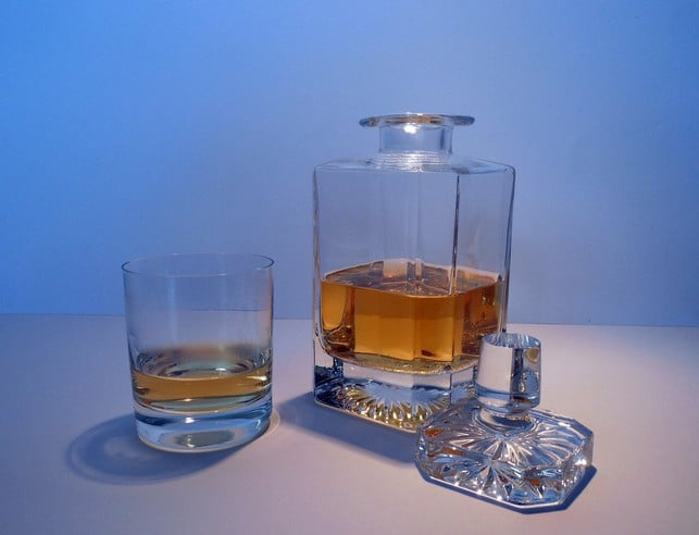 hochprozentige-spirituosen-wie-whisky-haben-prakti-cc0-pixabay-succo-211227_download Hochprozentige Spirituosen wie Whisky haben praktisch kein Verfallsdatum.