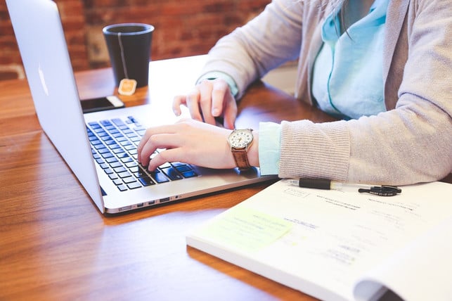 an-der-5-sekunden-regel-gibt-es-auch-kritik-cc0-pixabay-startupstockphotos-221221_download An der 5-Sekunden-Regel gibt es auch Kritik
