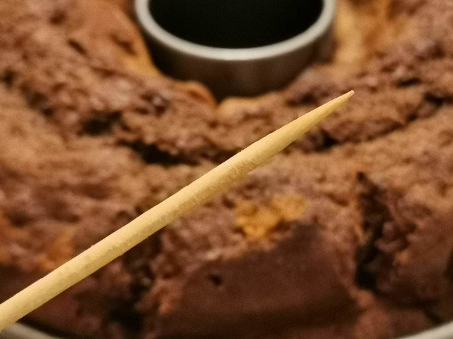 staebchenprobe-allenfalls-kruemel-duerfen-sich-am-st-sven-christian-schulz-utopia-201115_download Stäbchenprobe: Allenfalls Krümel dürfen noch am Stäbchen haften.