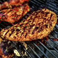 gegrilltes-fleisch-ist-besonders-reich-an-ages-cc0-pixabay-lobostudiohamburg-191104_download Gegrilltes Fleisch ist besonders Reich an AGEs.