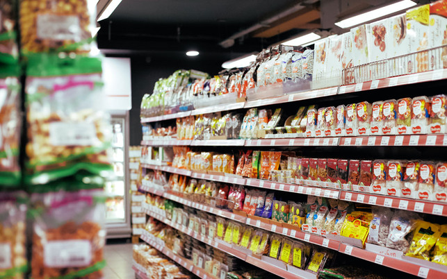 Supermarkt-e-mehrad-vosoughi-20211201-1280x800 Die Reize im Supermarkt können das Einkaufen für autistische Menschen deutlich erschweren.