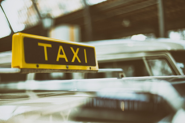 restaurant-oder-taxi-es-gibt-viele-gelegenheiten-cc0-pixabay-pexels-230627_download Restaurant oder Taxi, es gibt viele Gelegenheiten, um Trinkgeld zu geben.
