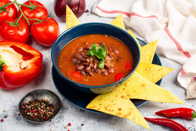 ein-mild-gewuerztes-chili-schmeckt-oft-auch-schon-k-cc0--pixabay--frobur46-250623_download Ein mild gewürztes Chili schmeckt oft auch schon Kindern.