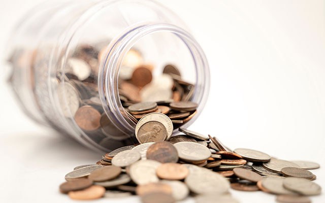 michael-longmire_unsplash_640x400 Sparen Sparkonto Geld Rücklagen