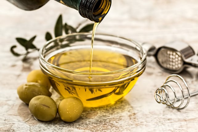 willst-du-fusscreme-selber-machen-brauchst-du-dafue-cc0--pixabay--stevepb-251005_download Willst du Fußcreme selber machen, brauchst du dafür hochwertiges Olivenöl.