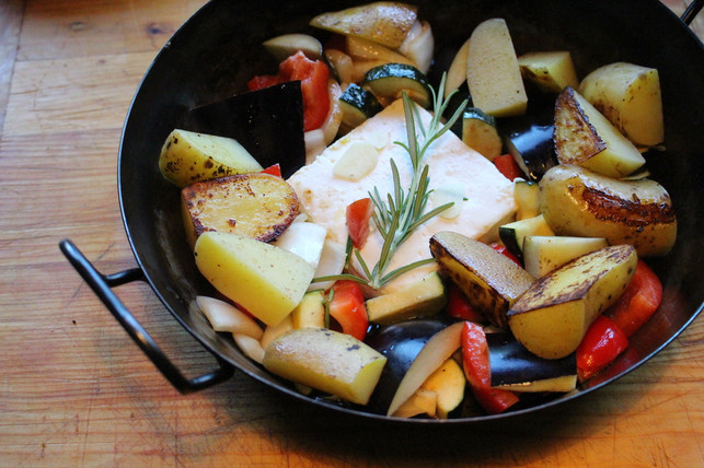 dieses-gericht-laesst-sich-gut-vorbereiten-und-im-k-sarah-gairing-utopia-180726_download Dieses Gericht lässt sich gut vorbereiten und im Kühlschrank lagern