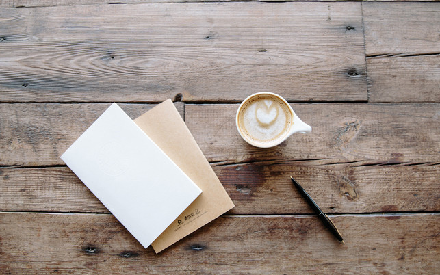 minimalist-7-tage-us-freddy-castro-170726-1280x800 Minimalistischer mit Achtsamkeitsübungen.