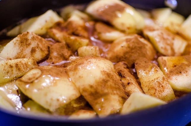 zimt-passt-sehr-gut-zu-apfelkuchen-mit-streuseln-cc0-pixabay-elljay-190717_download Zimt passt sehr gut zu Apfelkuchen mit Streuseln.
