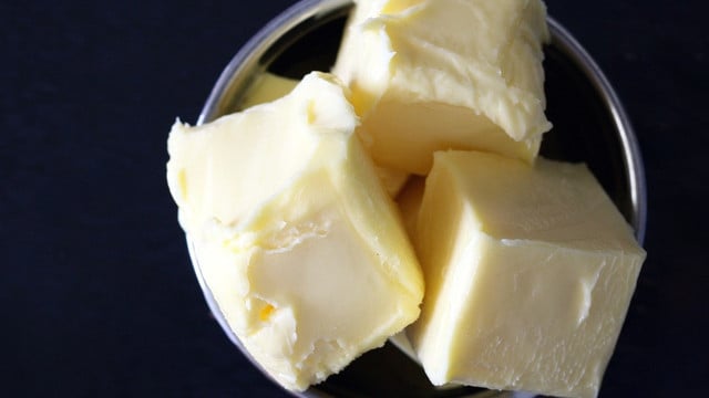 Butter selber machen: Einfache Anleitung mit Sahne oder Milch - Utopia.de