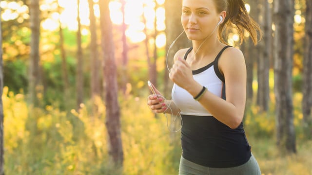natural-running-cc0--pixabay--stocksnap-250821 Natural Running