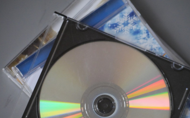 cd-huellen-sind-meistens-aus-polystyrol-sven-christian-schulz-utopia-180824_download Für CD-Hüllen wird Polystyrol verwendet.