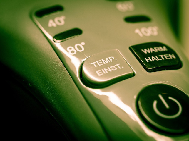 auch-wenn-du-deine-waermflasche-laenger-warmhalten-w-cc0-pixabay-tbit-221219_download Auch wenn du deine Wärmflasche länger warmhalten willst, solltest du nie zu heißes Wasser einfüllen.