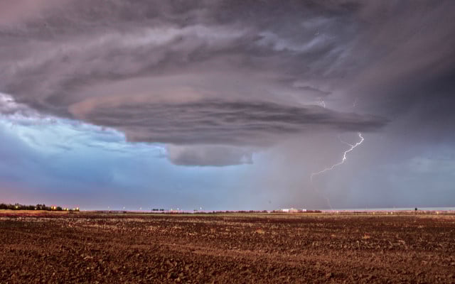 'Summer storms are the new normal these days due to climate change' by @bachir01 (USA) Klimawandel, Klimakrise, Bilder, Wettbewerb