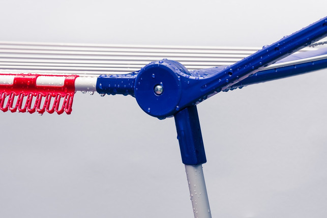 breite-deinen-schlafsack-zum-trocknen-zum-beispiel-cc0-pixabay-fotoblend-191004_download Breite deinen Schlafsack zum Trocknen zum Beispiel auf einem Wäscheständer aus.