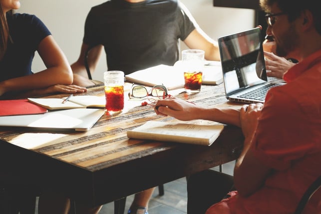 ageism-kann-sich-unterschiedlich-aeussern-cc0-pixabay-startupstockphotos-230331_download Ageism kann sich unterschiedlich äußern.