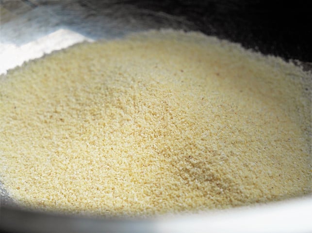 fuer-griesspudding-brauchst-du-nur-wenig-griess-sven-christian-schulz-utopia-200613_download Für Grießpudding brauchst du nur wenig Grieß.