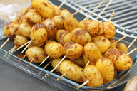 leckere-kartoffelspiesse-vom-grill-cc0-pixabay-kiragrafie-190404_download Leckere Kartoffelspieße vom Grill.