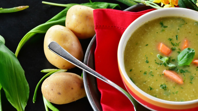 kartoffelsuppe-wuerzen-cc0-pixabay-ritae-241226 Kartoffelsuppe würzen
