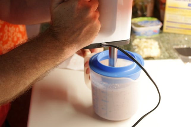 so-einfach-geht-es-alle-zutaten-in-ein-hohes-gef-geben-und-dann-krftig-mixen-katbliemutopia-170624 So einfach geht es: Alle Zutaten in ein hohes Gefäß geben und dann kräftig mixen!