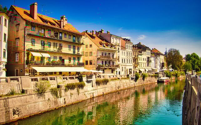 Autofrei: Uferpromenade in Ljubljana Autofrei: Uferpromenade in Ljubljana