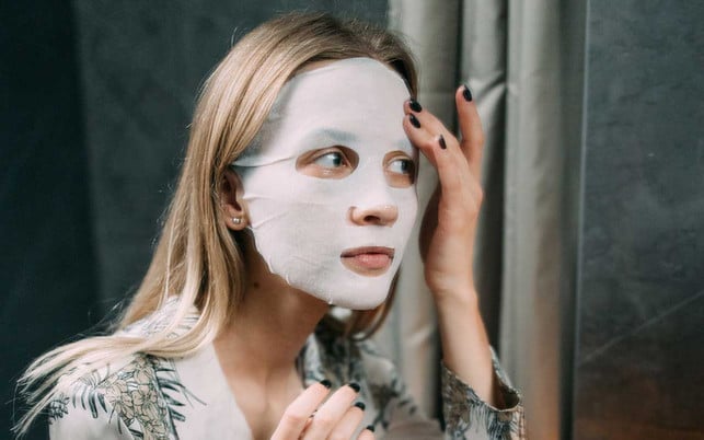 Auf Anti-Aging-Versprechen ist kein Verlass. Auf Anti-Aging-Versprechen ist kein Verlass.