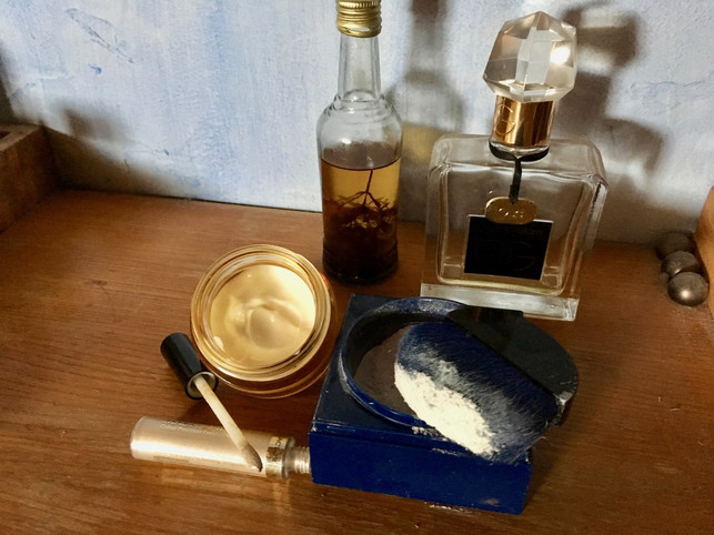 kaolin-die-weisse-heilerde-in-der-kosmetik-martina-naumannutopia-180527_download Kaolin die weisse Heilerde in der Kosmetik