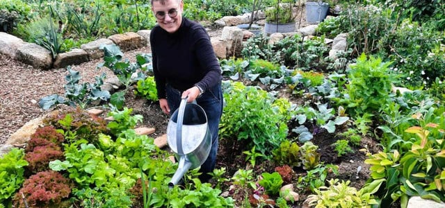 So legst du ein Kraterbeet an: Garten-Tipp für schwere Wetterbedingungen