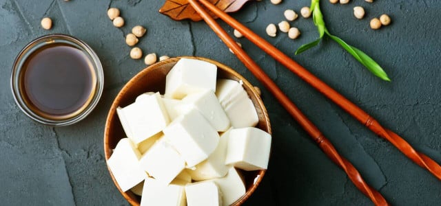 Estrogen in soy: Does tofu make men impotent?