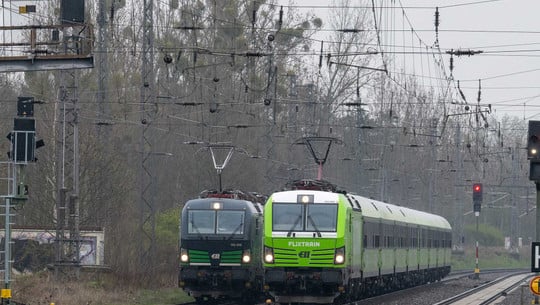 Nur noch bis 5. November: Flixtrain bietet 10.000 Extra-Zugtickets unter 10 Euro an Nur noch bis 5. November: Flixtrain bietet 10.000 Extra-Zugtickets unter 10 Euro an