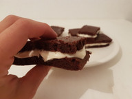 leckere-selbst-gemachte-milchschnitte-charlotte-g-utopiade-180531_download Leckere selbst gemachte Milchschnitte.