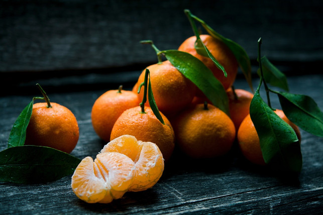 satsumas-sind-sehr-saftig-und-tendenziell-eher-suess-cc0-pixabay-stocksnap-241021_download Satsumas sind sehr saftig und tendenziell eher süßer als Mandarinen.